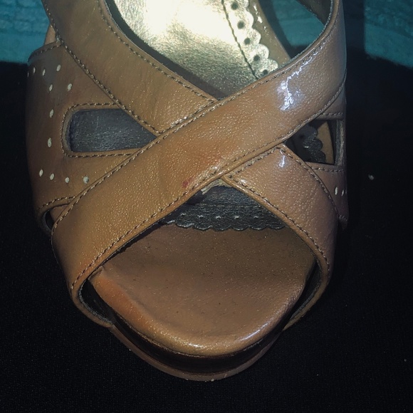 Bakers Krysta nude patent heels - Picture 2 of 4